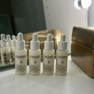 CAUDALIE | Vinoperfect Radiance Serum Vitamin C Alternative 40mL (NEW)